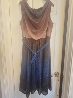 Sleeveless Ombre Blue to Brown Star Print Dress with Belt